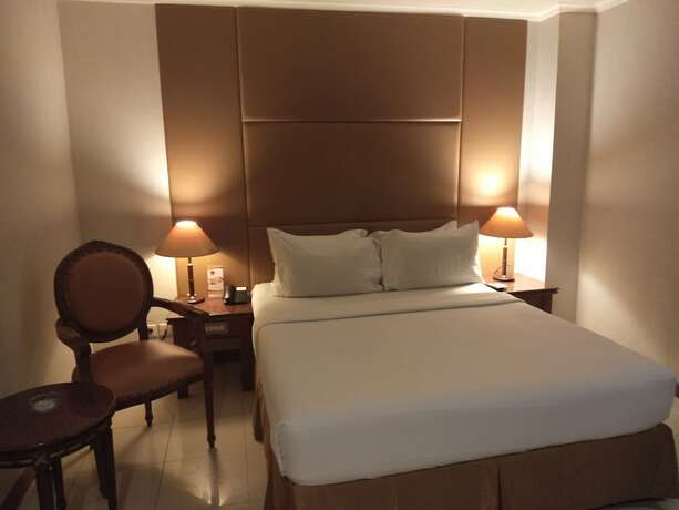 Imagen de la habitación del Hotel Olympic, Tangki. Foto 19