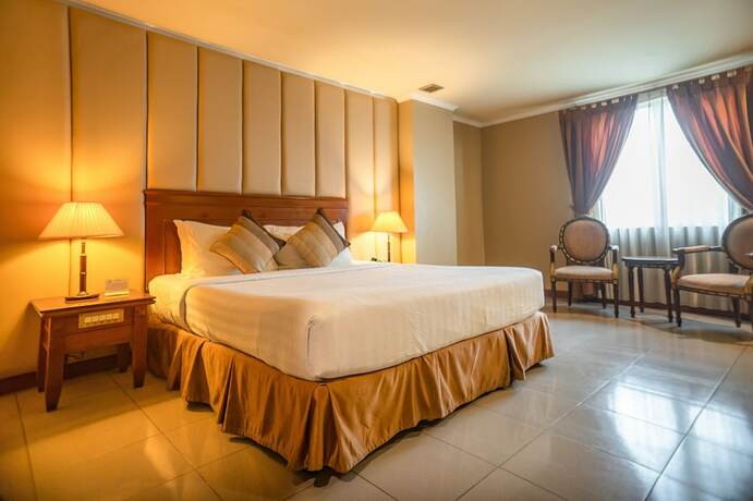 Imagen de la habitación del Hotel Olympic, Tangki. Foto 32