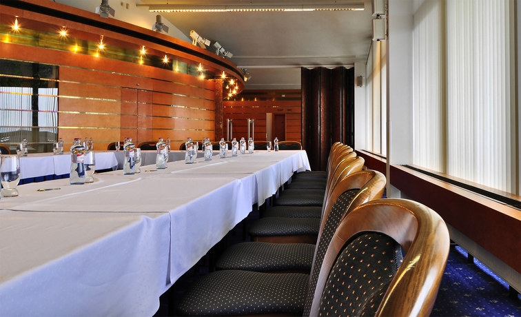 Imagen del bar/restaurante del Hotel Olympik. Foto 3