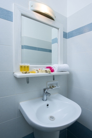 Imagen de la habitación del Hotel Olympion. Foto 7