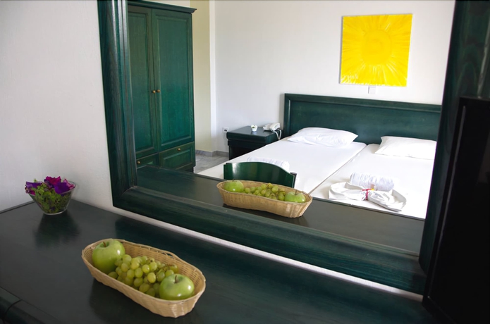 Imagen de la habitación del Hotel Olympion Melathron. Foto 2