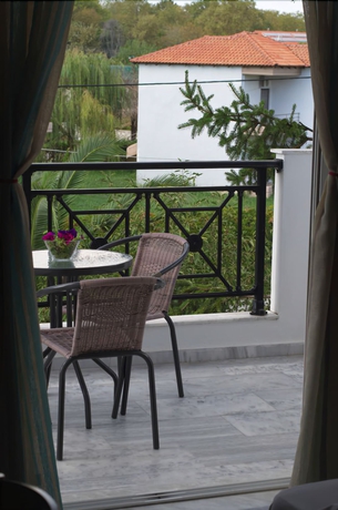 Imagen de la habitación del Hotel Olympion Melathron. Foto 9