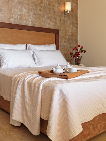 Imagen de la habitación del Hotel Olympion Sunset. Foto 7