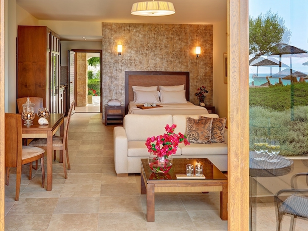 Imagen de la habitación del Hotel Olympion Sunset. Foto 14