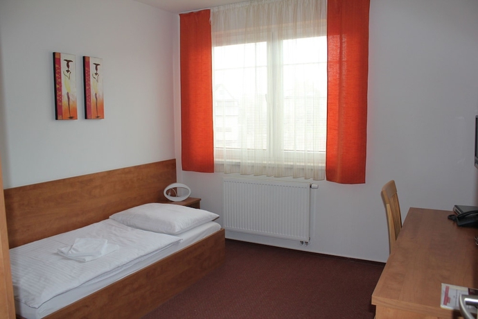 Imagen de la habitación del Hotel Olympionik. Foto 2