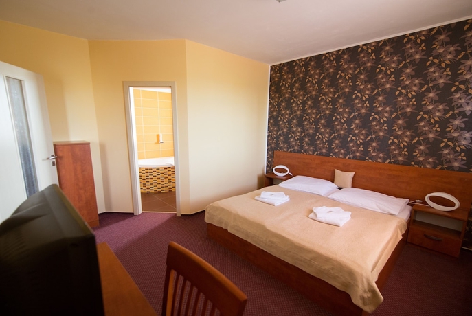Imagen de la habitación del Hotel Olympionik. Foto 4