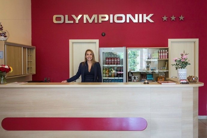 Imagen de los interiores del Hotel Olympionik. Foto 18