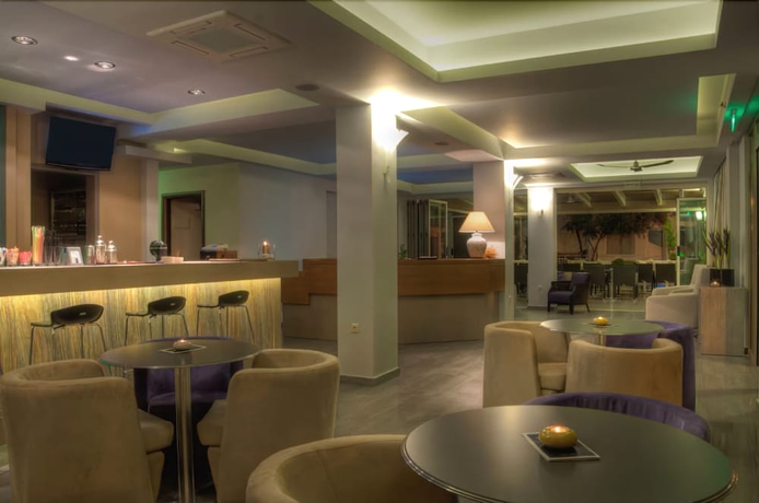 Imagen de los interiores del Hotel Olympos, Dio-Olympos. Foto 17