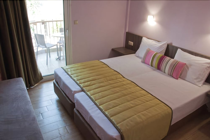 Imagen de la habitación del Hotel Olympos. Foto 11