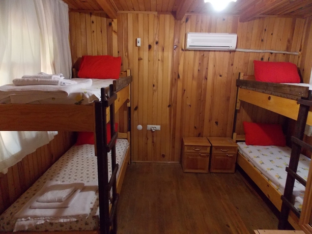 Imagen de la habitación del Hotel Olympos Orange. Foto 15