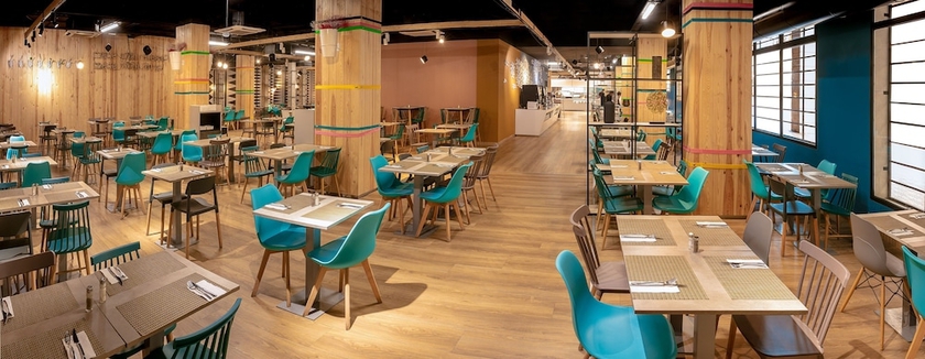 Imagen del bar/restaurante del Hotel Olympus, Benidorm - Playa Poniente. Foto 4