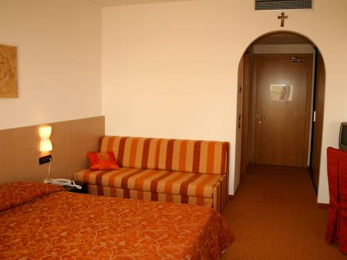 Imagen de la habitación del Hotel Olympus, Caorle. Foto 2