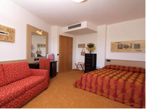 Imagen de la habitación del Hotel Olympus, Caorle. Foto 4