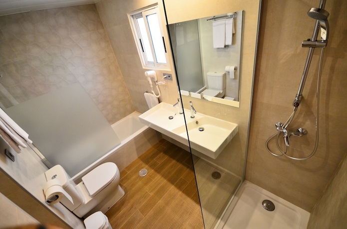 Imagen de la habitación del Hotel Olympus. Foto 12