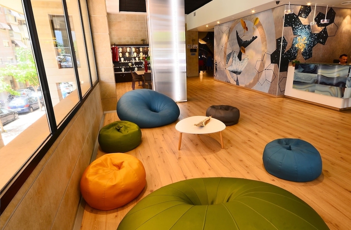 Imagen de los interiores del Hotel Olympus. Foto 15