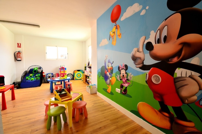 Imagen de los interiores del Hotel Olympus. Foto 18