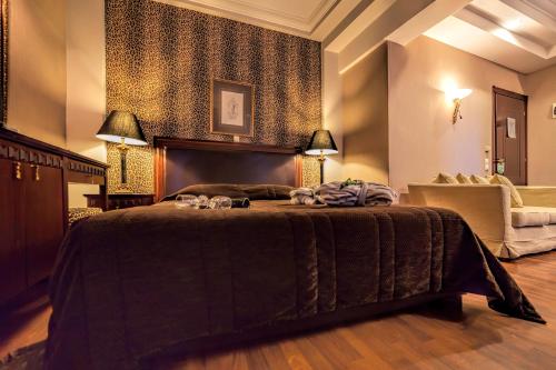 Imagen de la habitación del Hotel Olympus Mediterranean. Foto 3