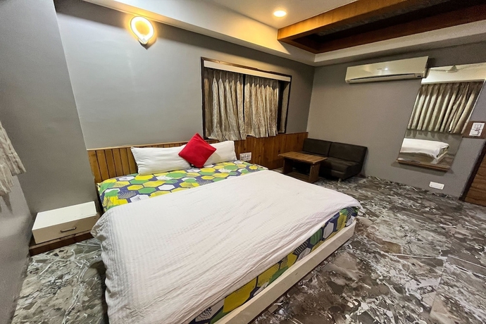 Imagen de la habitación del Hotel Om Balaji. Foto 4