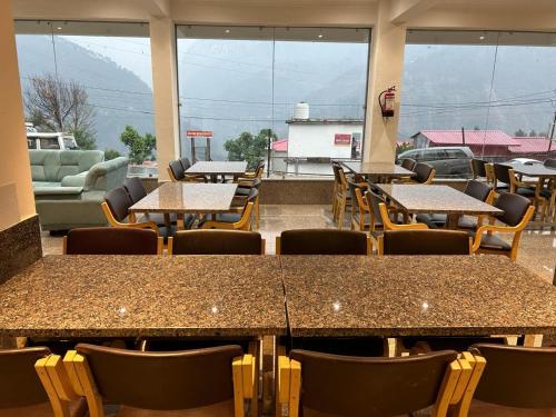 Imagen general del Hotel Om Kedar. Foto 9