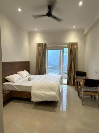 Imagen de la habitación del Hotel Om Kedar. Foto 20