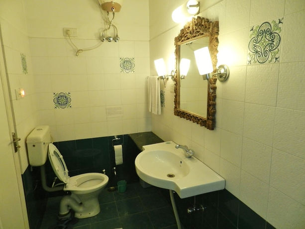 Imagen de la habitación del Hotel Om Niwas Suite. Foto 8