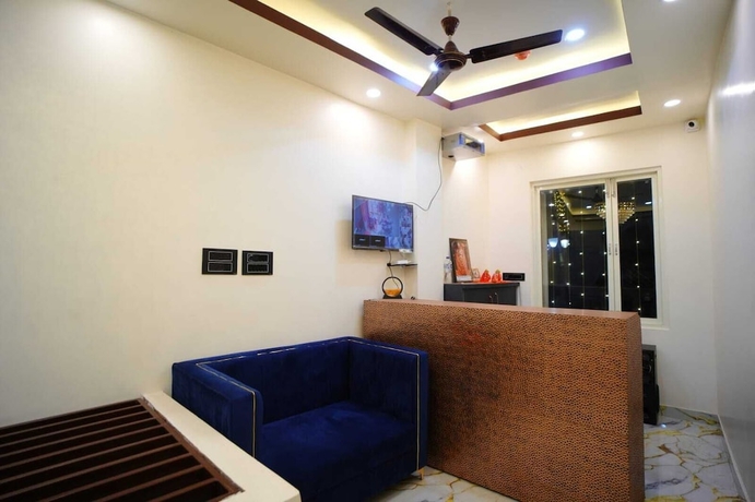 Imagen de los interiores del Hotel Om Palace Inn. Foto 11