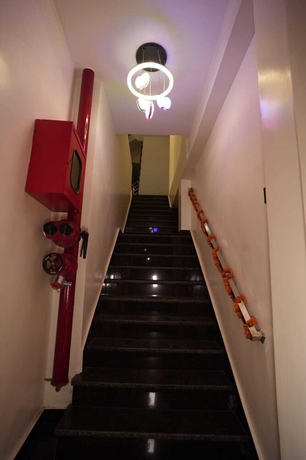 Imagen de los interiores del Hotel Om Palace Inn. Foto 13