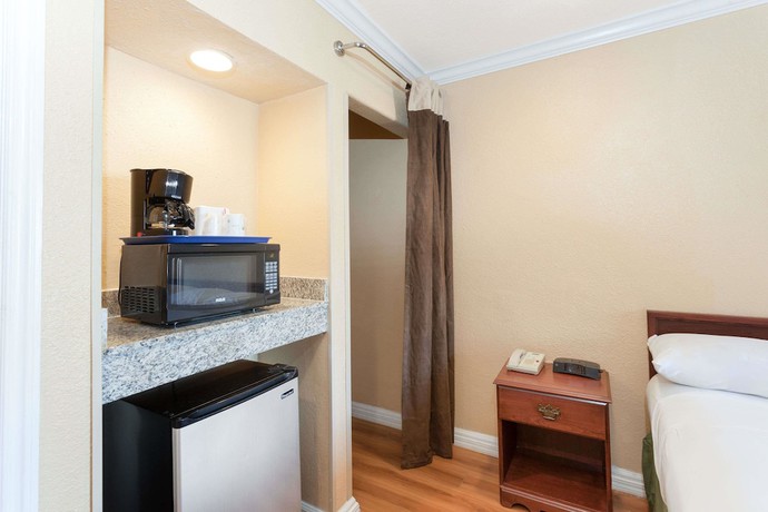 Imagen de la habitación del Hotel Om Park Inn and Suites El Cajon near San Diego. Foto 4