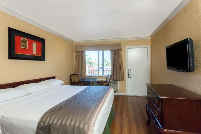 Imagen de la habitación del Hotel Om Park Inn and Suites El Cajon near San Diego. Foto 5
