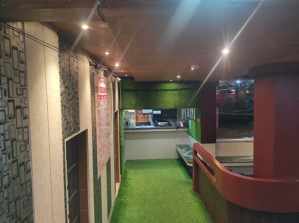 Imagen general del Hotel Om Regency. Foto 4