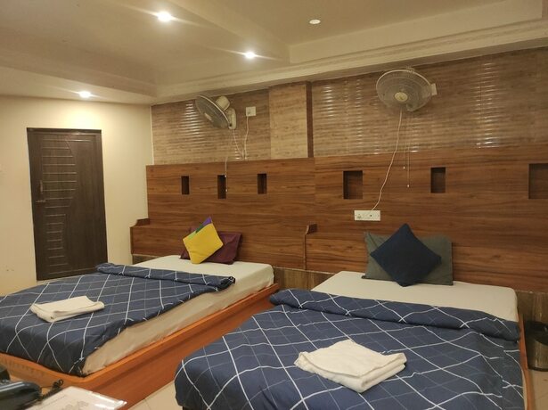 Imagen de la habitación del Hotel Om Regency. Foto 18