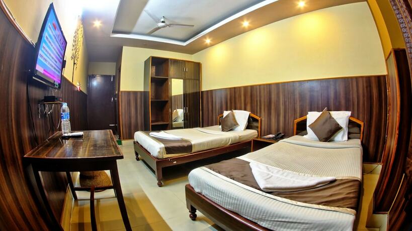 Imagen general del Hotel Om Shree Residency. Foto 4