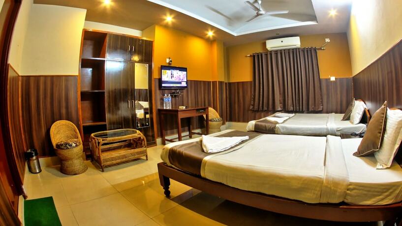 Imagen general del Hotel Om Shree Residency. Foto 10