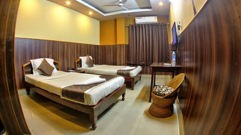 Imagen general del Hotel Om Shree Residency. Foto 16