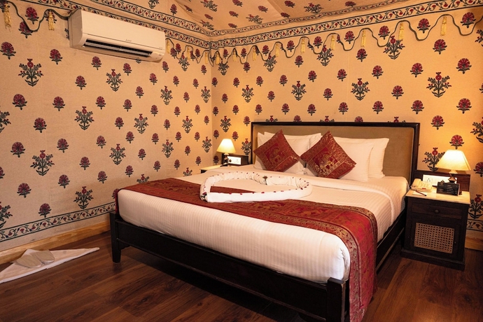 Imagen de la habitación del Hotel Om Vilas Benares, Varanasi. Foto 7