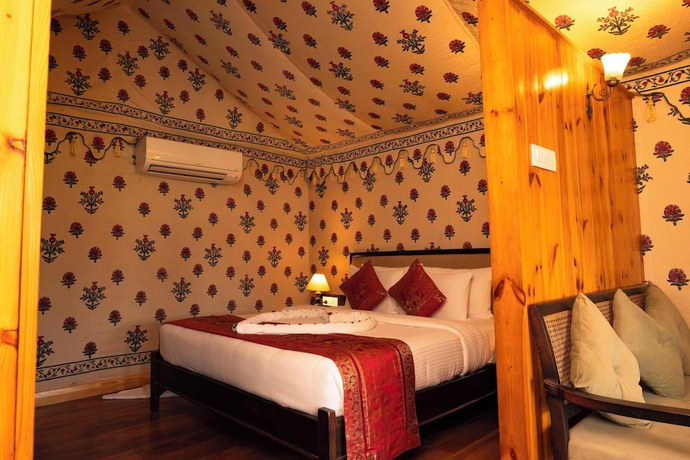 Imagen de la habitación del Hotel Om Vilas Benares, Varanasi. Foto 11