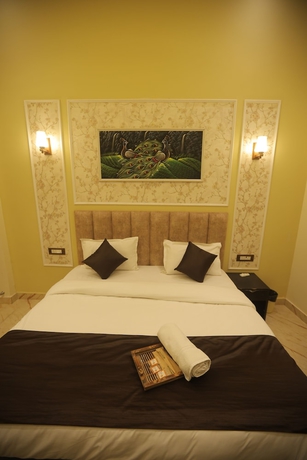 Imagen de la habitación del Hotel Om Vilas. Foto 7