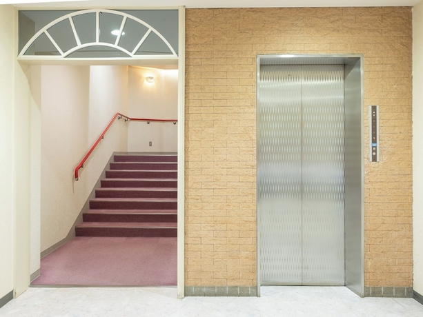 Imagen de los interiores del Hotel Omagari Empire. Foto 16