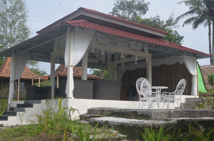 Imagen de los interiores del Hotel Omah Kloewoeng Resort Kaliurang. Foto 15