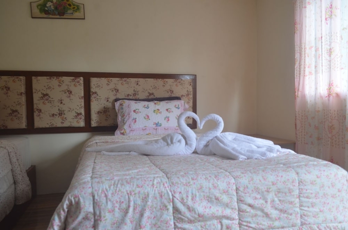 Imagen de la habitación del Hotel Omah Kloewoeng Resort Kaliurang. Foto 9