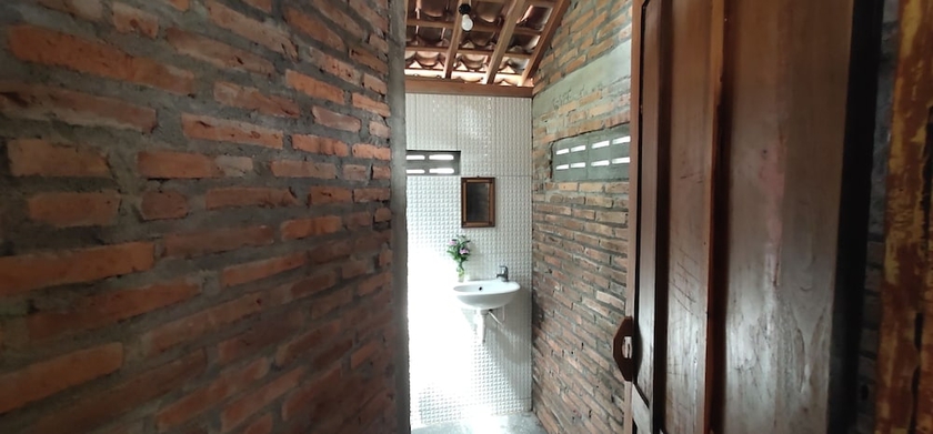 Imagen de la habitación del Hotel Omah Regeng. Foto 13