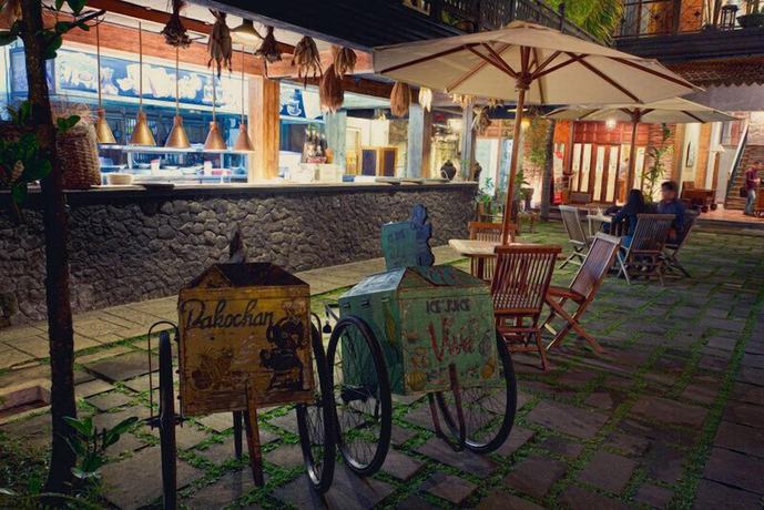 Imagen del bar/restaurante del Hotel Omah Sinten Heritage and Resto. Foto 6