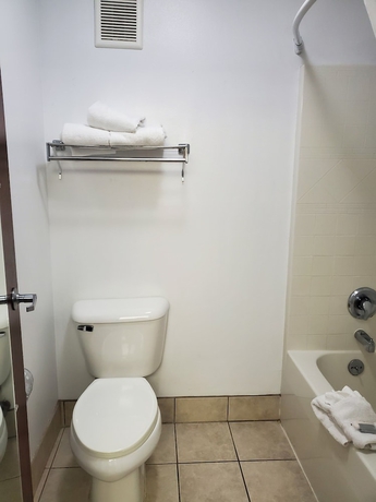 Imagen de la habitación del Hotel Omak Inn. Foto 15