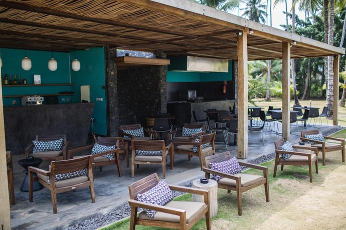 Imagen del bar/restaurante del Hotel Omali São Tomé. Foto 5