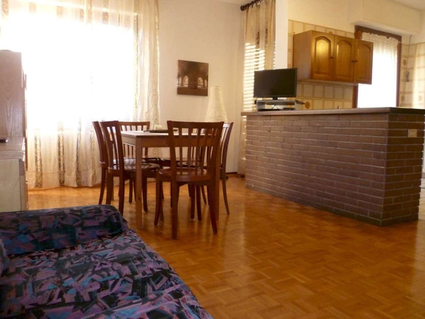 Imagen de los interiores del Hotel Omama. Foto 6