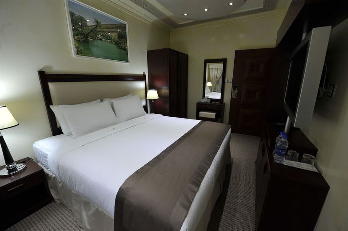 Imagen de la habitación del Hotel Oman Palm Suites. Foto 4