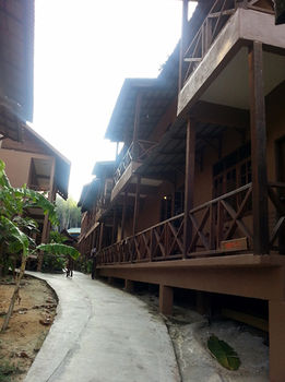 Imagen de los exteriores del Hotel Ombak Dive Resort. Foto 13