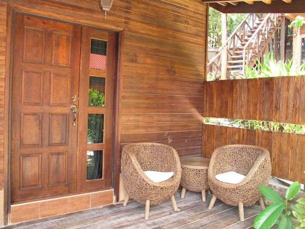 Imagen de los exteriores del Hotel Ombak Dive Resort. Foto 16