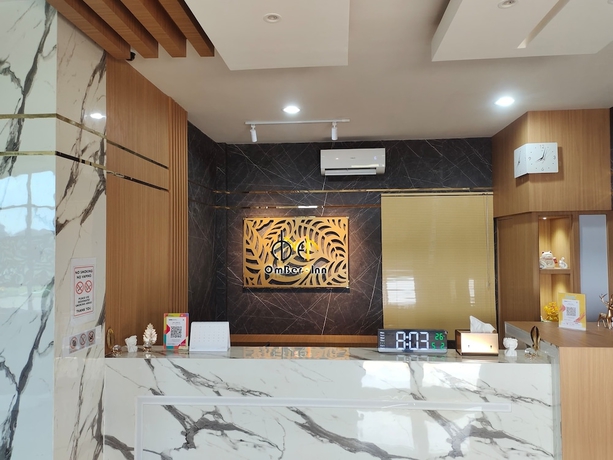 Imagen de los interiores del Hotel Omber Inn. Foto 14