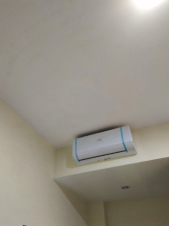 Imagen de la habitación del Hotel Omber Inn. Foto 8
